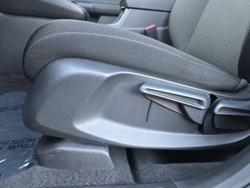 Certified 2025 Honda CR-V LX image 28