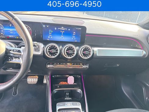 Used 2024 Mercedes-Benz GLB 250 image 22