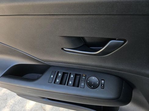 New 2026 Hyundai Kona SEL Sport FWD image 17