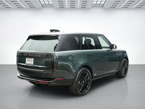 Certified 2024 Land Rover Range Rover SE AWD/4WD image 6