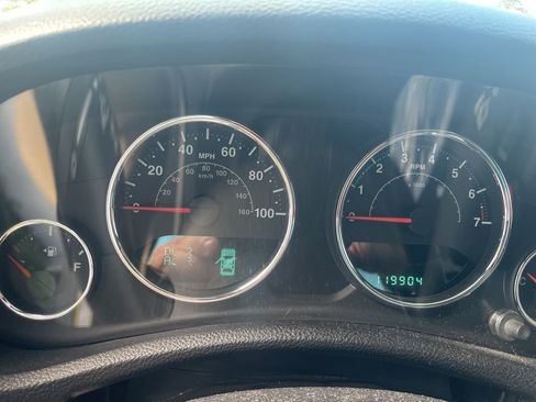 Used 2013 Jeep Wrangler Unlimited Sahara w/ Connectivity Group image 10