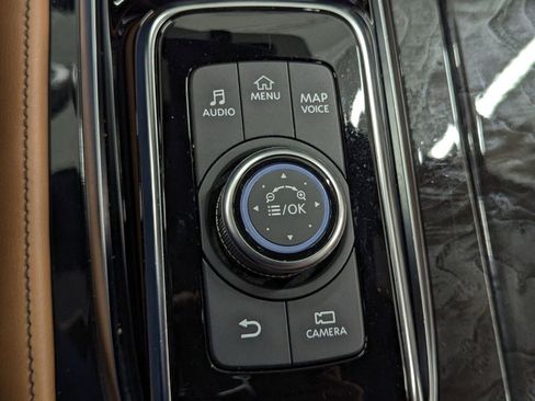 Used 2024 INFINITI QX80 Sensory AWD/4WD image 33