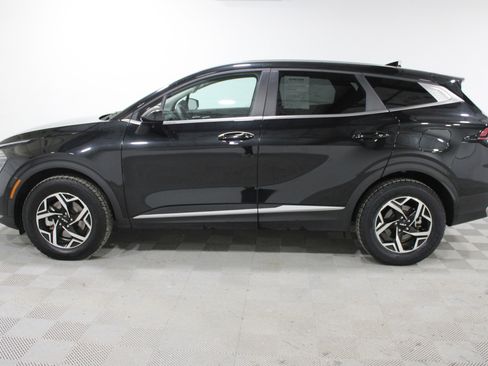 Used 2024 Kia Sportage LX image 30