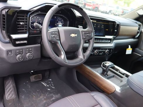 New 2026 Chevrolet Silverado 1500 High Country w/ Technology Package AWD/4WD image 6