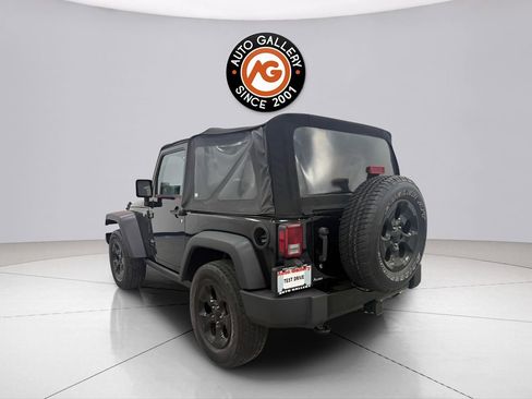 Used 2016 Jeep Wrangler Sport image 5