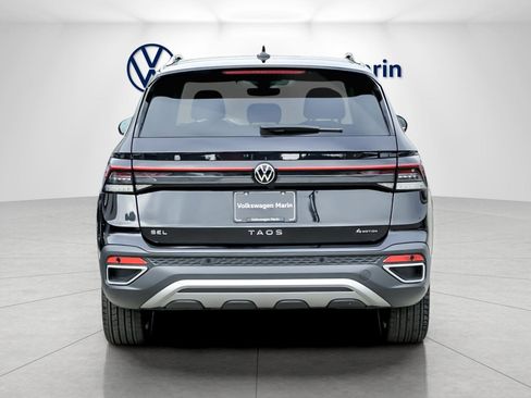 New 2026 Volkswagen Taos SEL image 4