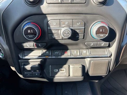 Used 2019 Chevrolet Silverado 1500 LT w/ All-Star Edition image 22