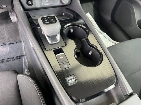 Certified 2024 Nissan Rogue S FWD image 7