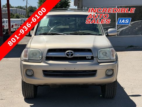 Used 2005 Toyota Sequoia SR5 RWD image 1