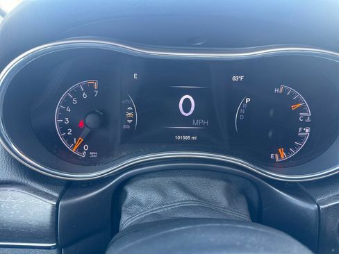 Used 2017 Jeep Grand Cherokee Limited image 14