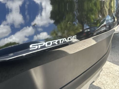 Certified 2025 Kia Sportage EX FWD image 11