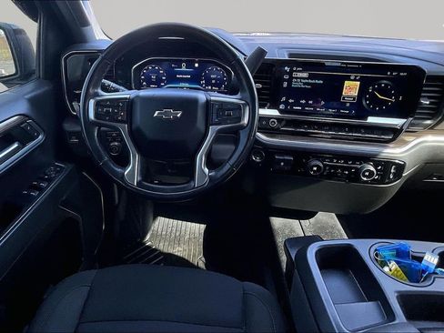 Used 2022 Chevrolet Silverado 1500 RST AWD/4WD image 10