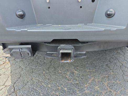 Used 2010 Ford F450 Lariat image 28