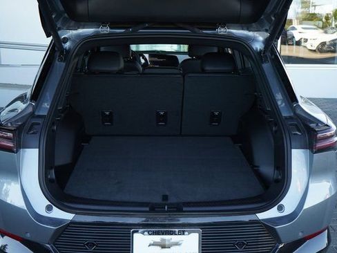 New 2025 Chevrolet Equinox EV LT FWD image 15