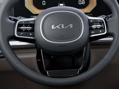New 2026 Kia Carnival LXS FWD image 22