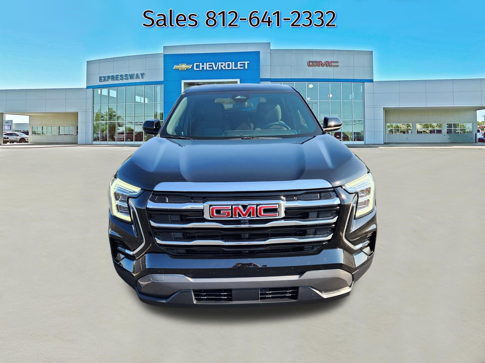 Used 2026 GMC Terrain Elevation FWD image 2