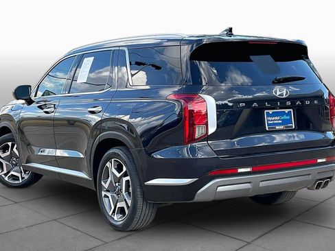 Used 2024 Hyundai Palisade SEL FWD image 12