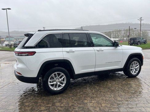 New 2025 Jeep Grand Cherokee Laredo X image 5
