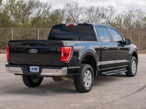 Used 2023 Ford F150 XLT image 7