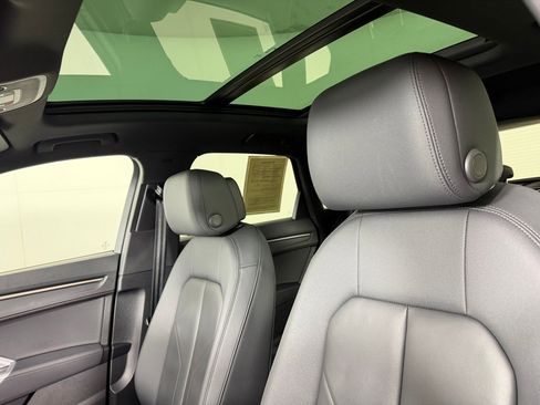 Certified 2024 Audi Q3 2.0T Premium AWD/4WD image 16