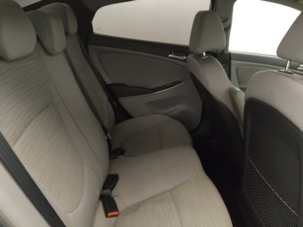Used 2017 Hyundai Accent SE FWD image 19
