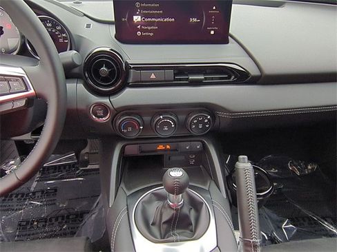 New 2025 MAZDA MX-5 Miata Club w/ Brembo/BBS Recaro Package image 13