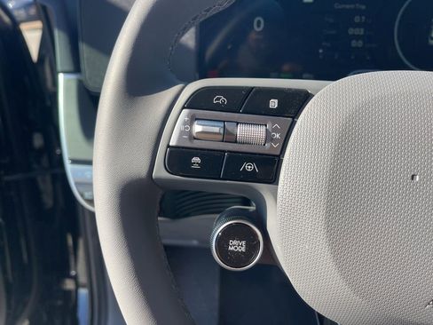 New 2026 Hyundai Ioniq 5 SE image 17