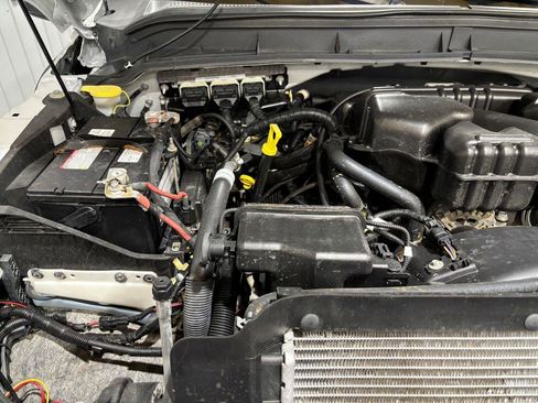 Used 2014 Ford F250 XL w/ Power Equipment Group AWD/4WD image 23