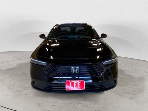 Certified 2025 Honda Accord Sport image 9