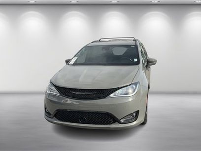Used 2020 Chrysler Pacifica Touring-L Plus