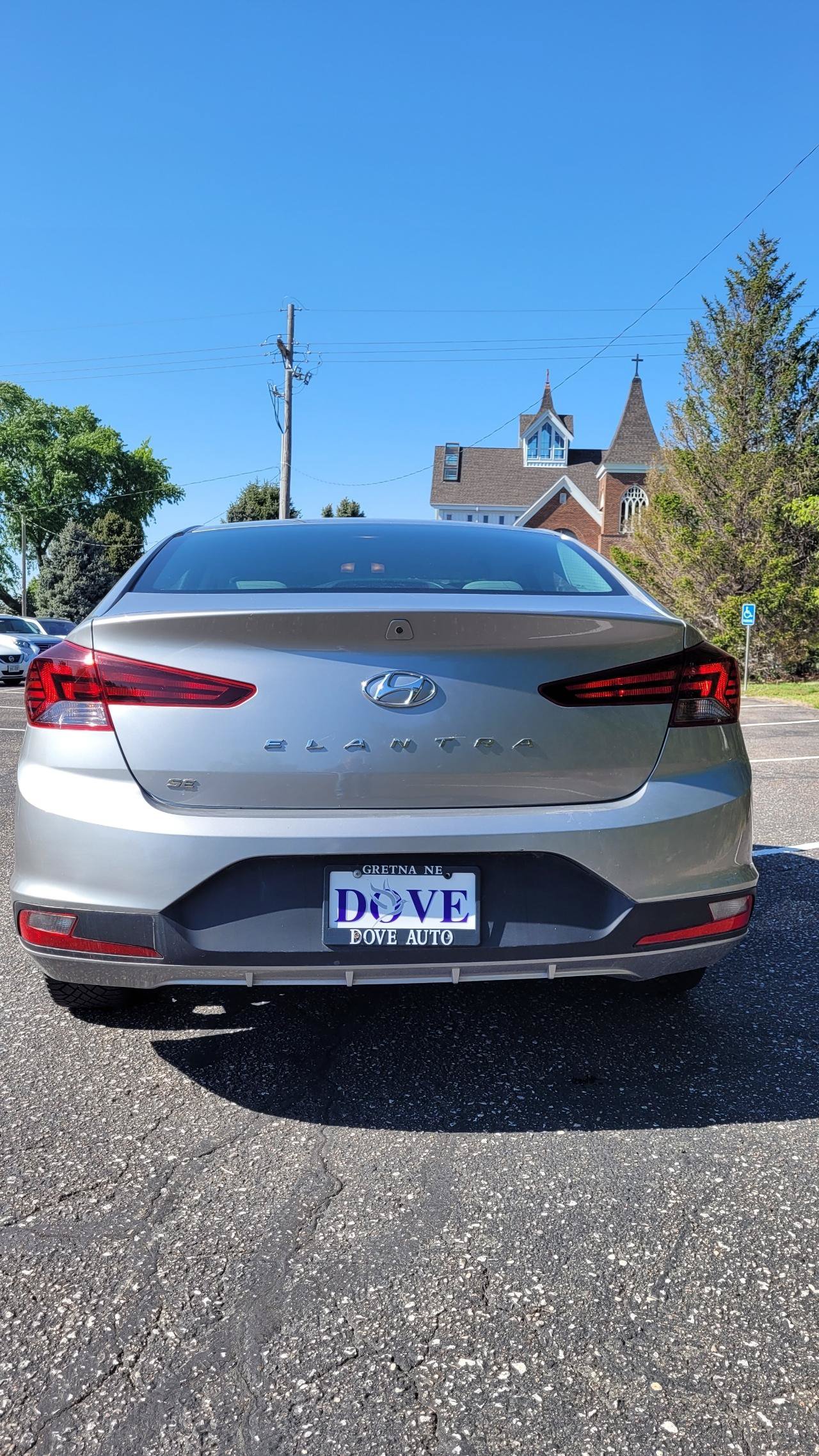 Used 2020 Hyundai Elantra SE FWD image 5