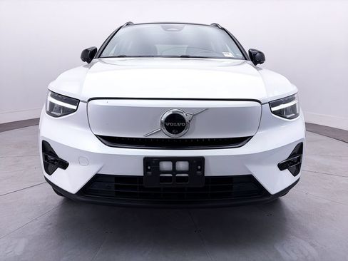 Used 2023 Volvo XC40 Recharge Plus AWD/4WD image 13