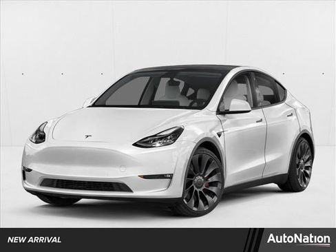 Used 2023 Tesla Model Y Long Range image 1