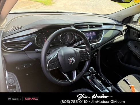 Used 2020 Buick Encore GX Preferred w/ Cold Weather Comfort Package AWD/4WD image 4