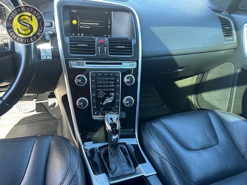 Used 2015 Volvo XC60 T5 Platinum w/ Climate Package image 22