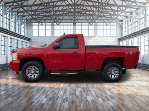 Used 2011 Chevrolet Silverado 1500 W/T w/ LS Package AWD/4WD image 7