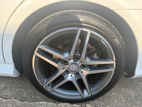 Used 2016 Mercedes-Benz E 400 Sedan image 43