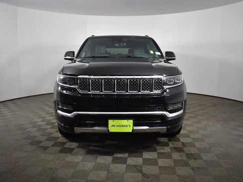 Used 2022 Jeep Grand Wagoneer Series II AWD/4WD image 10