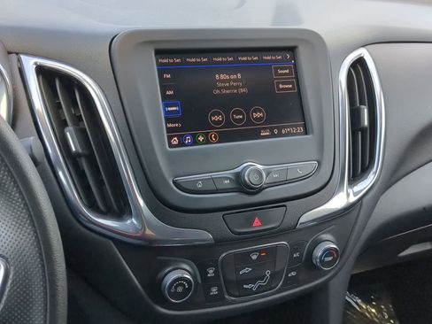 Used 2021 Chevrolet Equinox LT FWD image 25