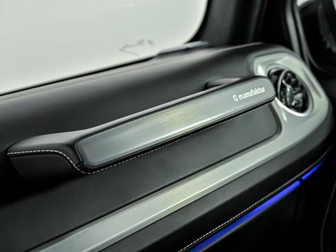Used 2020 Mercedes-Benz G 550 image 38