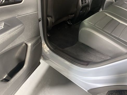 Used 2025 Honda CR-V EX-L image 27