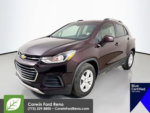 Used 2021 Chevrolet Trax LT image 3