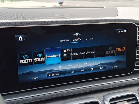 Used 2024 Mercedes-Benz GLE 350 4MATIC image 18