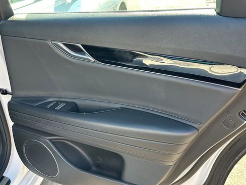 Used 2024 Genesis G80 2.5T image 16