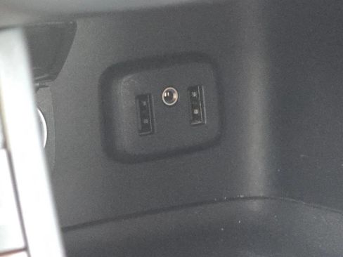 Used 2019 GMC Acadia SLT w/ Black Edition image 25