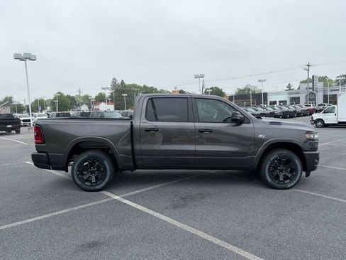 New 2026 RAM 1500 Big Horn AWD/4WD image 9