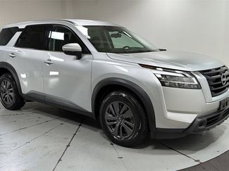 Used 2022 Nissan Pathfinder S video 3