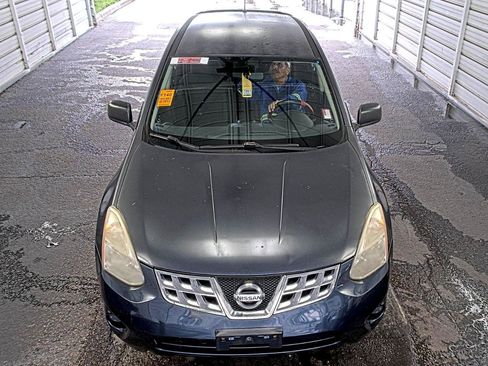 Used 2013 Nissan Rogue S AWD/4WD image 2