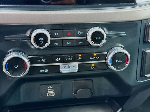 Used 2025 Ford F150 XLT w/ Equipment Group 301A Standard image 12