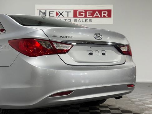 Used 2011 Hyundai Sonata GLS image 7